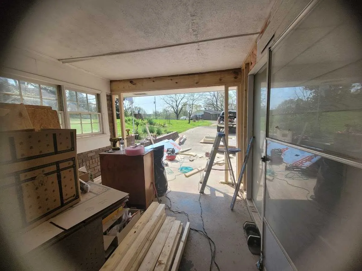 Air movers and dehumidifier for Drying & Dehumidification in Crestwood