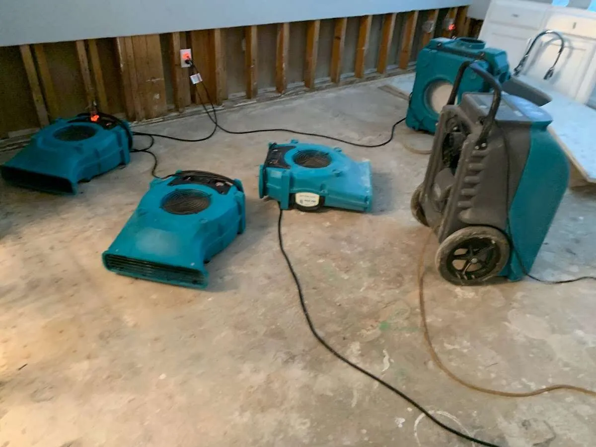 Water Damage Restoration services in Crestwood, MO